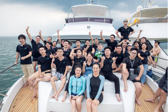 晨控拓展活动 | 团队成就梦想，携手驰骋长空