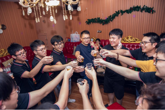 晨控拓展活动 | 团队成就梦想，携手驰骋长空